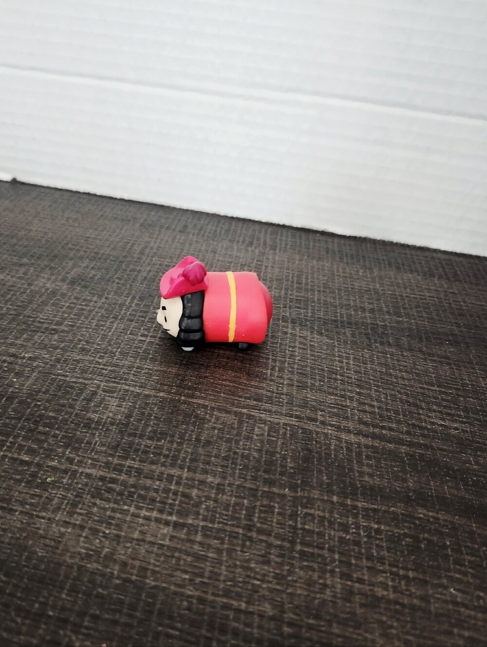 Mini Collectible Figure Toy - Picture 4 of 7